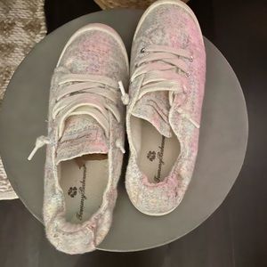 Tommy Bahama Sneakers, Off White, Textile Upper, Size -US 8. In good condition